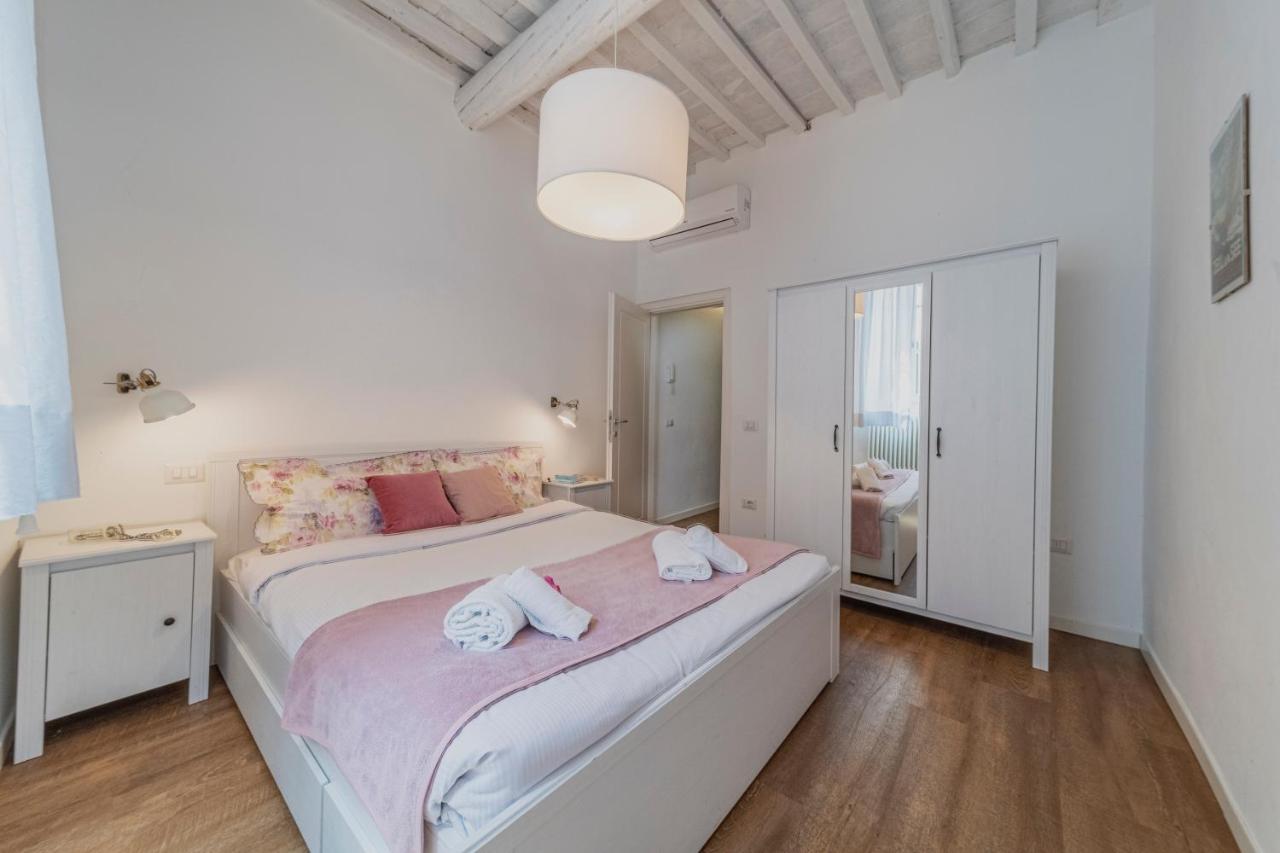 32 Nero - Florence Apartment San Niccolo Extérieur photo