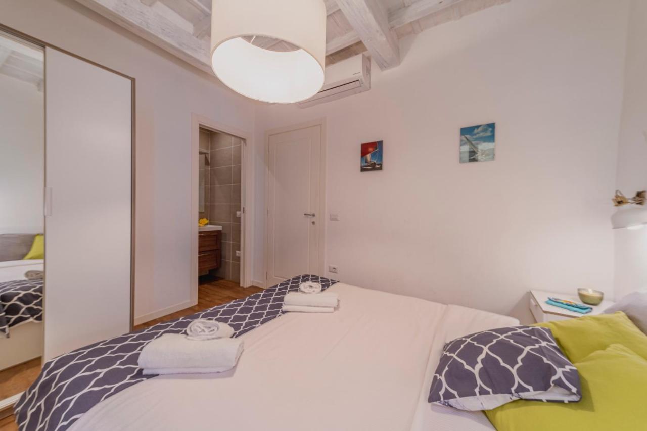 32 Nero - Florence Apartment San Niccolo Extérieur photo